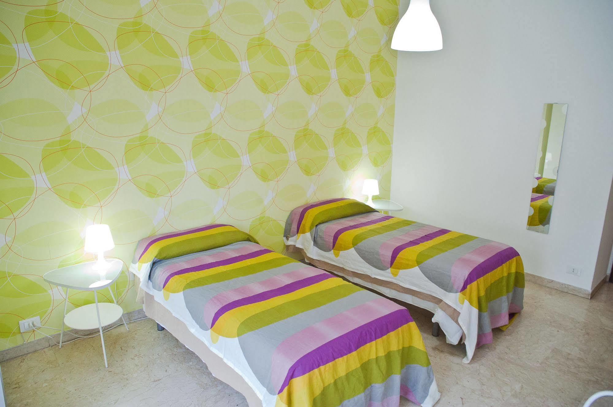 Papillon Bnb ปาแลร์โม ภายนอก รูปภาพ
