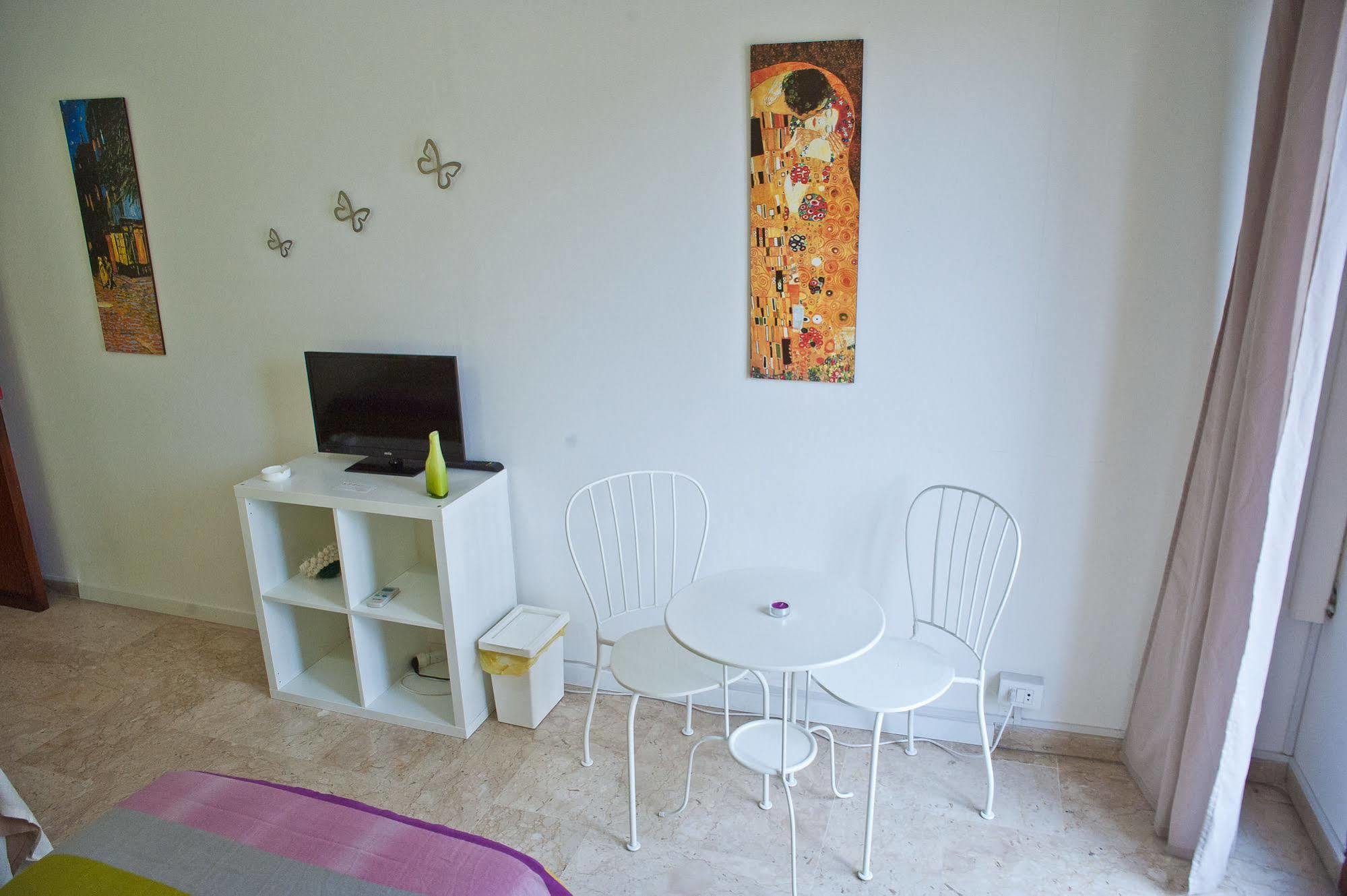 Papillon Bnb ปาแลร์โม ภายนอก รูปภาพ